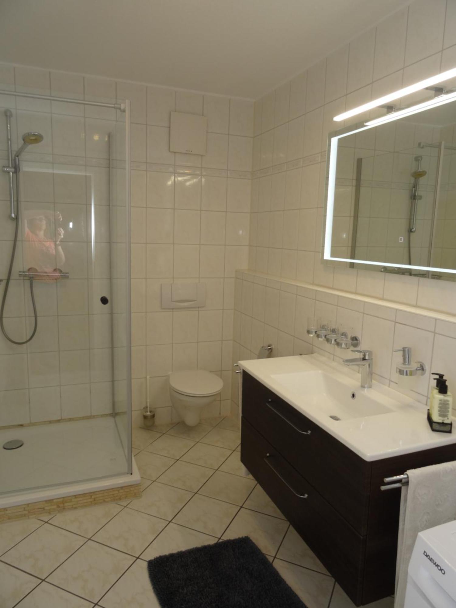 Ostseeurlaub-Goehren Ferienwohnung Sanddollar Im Haus Strandeck Экстерьер фото